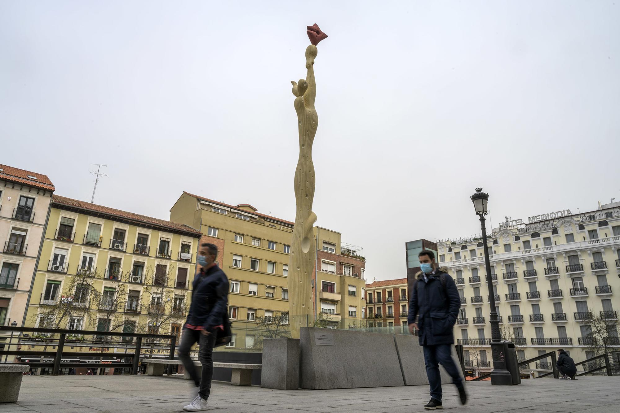 El pueblo español tiene un camino que conduce a una estrella - 1
